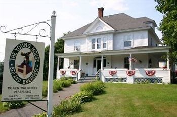 The Young House Bed And Breakfast Millinocket Extérieur photo
